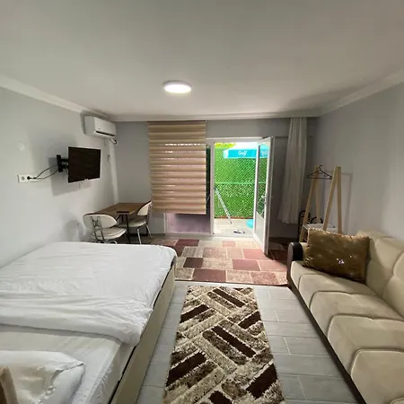 Aparthotel Five Stars *